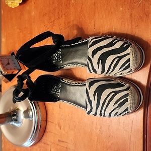 Vince Camuto espadrilles